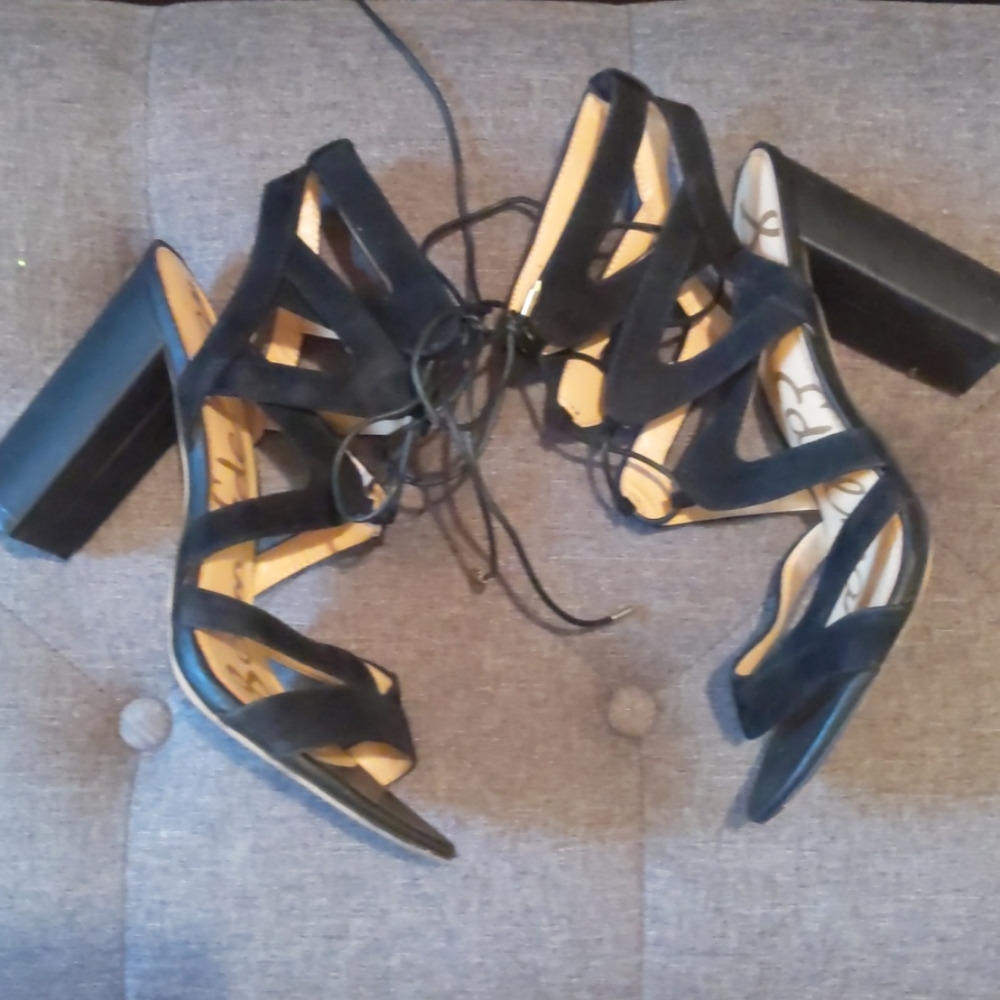 Strappy black heel